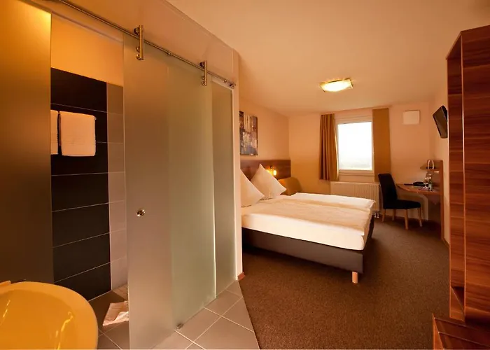 Astay Hotel 3*